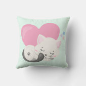 Sweet Kitty Cat Schlafen mit einem großen Herz im  Kissen (Rückseite)