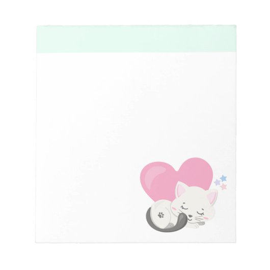 Sweet Kitty Cat Schlafen mit einem großen Herz im Notizblock (Vorderseite)