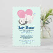 Sweet Kitty Cat Schlafen mit einer großen Herzdusc Einladung (Stehend Vorderseite)