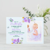 Sweet Lila Butterfly Girl's Birthday Party Einladung (Stehend Vorderseite)