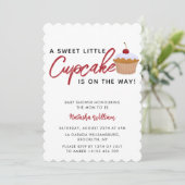 Sweet Little Cherry Cupcake Baby Dusche Einladung (Stehend Vorderseite)