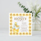 Sweet Little Honey Bee Baby Shower Einladung (Stehend Vorderseite)