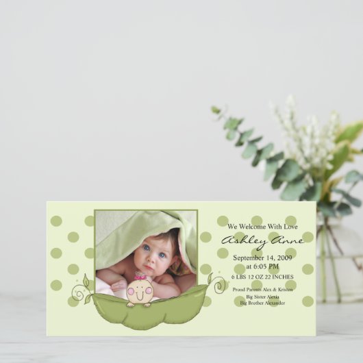 Sweet Little Pea Baby Girl Birth Annoucement Ankündigung (Stehend Vorderseite)