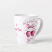 Sweet on you" Anpassbare Kirsche-Themed Milchtasse (Rechte Ecke)