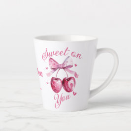 Sweet on you" Anpassbare Kirsche-Themed Milchtasse