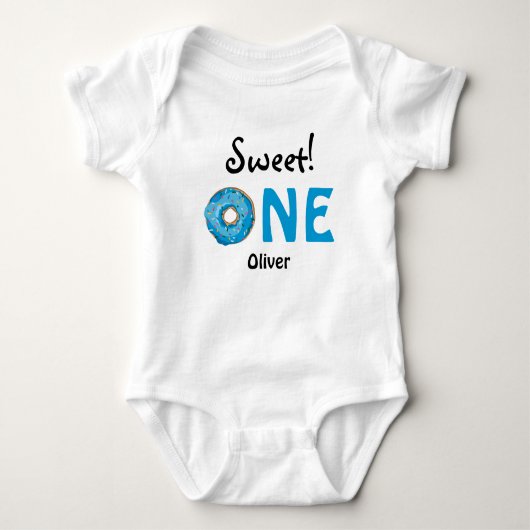 Sweet One mit blauer Donut Baby Strampler (Vorderseite)