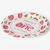 Sweet One Strawberry First Birthday Pappteller (Schrägansicht)