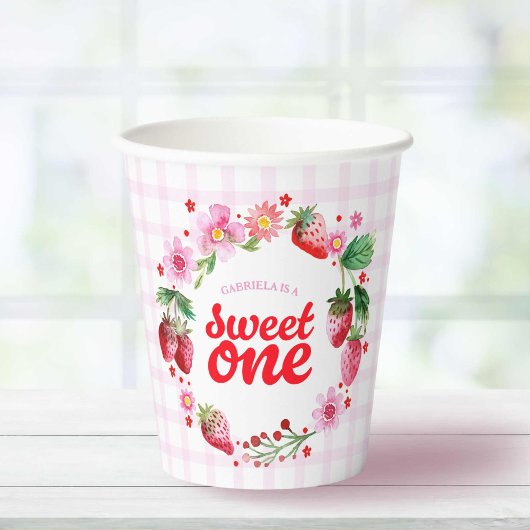 Sweet One Strawberry First Birthday Pink Kariert Pappbecher