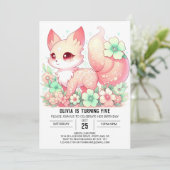 Sweet Pastel Fox Digital Geburtstag Einladung (Stehend Vorderseite)