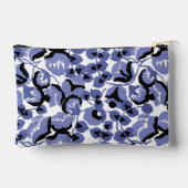 Sweet Pea (Periwinkle) Fine Art Zubehörtasche (Rückseite)