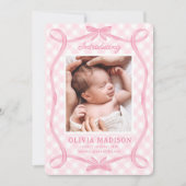 Sweet Pink Gingham Ribbon Bow Geburtsankündigung Einladung (Vorderseite)