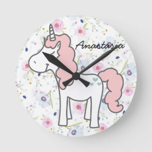 Sweet Pink Unicorn, Blume und Ihr Name Runde Wanduhr