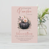 Sweet Pumpkin Blush Pink Floral Fall Baby Dusche Einladung (Stehend Vorderseite)
