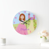 Sweet Redhead Princess Personalisiert Große Wanduhr (Zuhause)