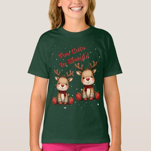 Sweet Reindeer Pair in Holiday Snowfall T-Shirt (Vorderseite)