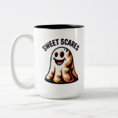 Sweet Scares Funny Ghost Halloween Tasse (Links)
