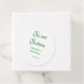 Sweet Sixteen green name date calligraphy boho ret Geschenkanhänger (Beispiel)