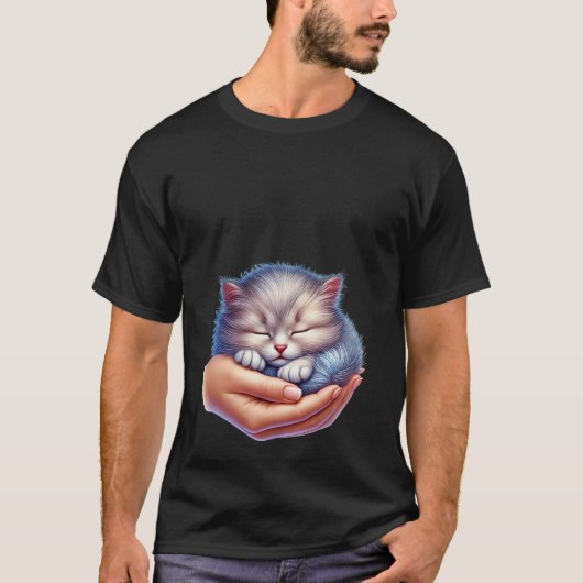 Sweet Sleeping Grey Kitten in Hand Tiny Cat ✨🐾💤 T-Shirt (Vorderseite)