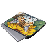 Sweet Sleepy Kitty Cat and Sunflowers Laptopschutzhülle (Vorne Knopf)