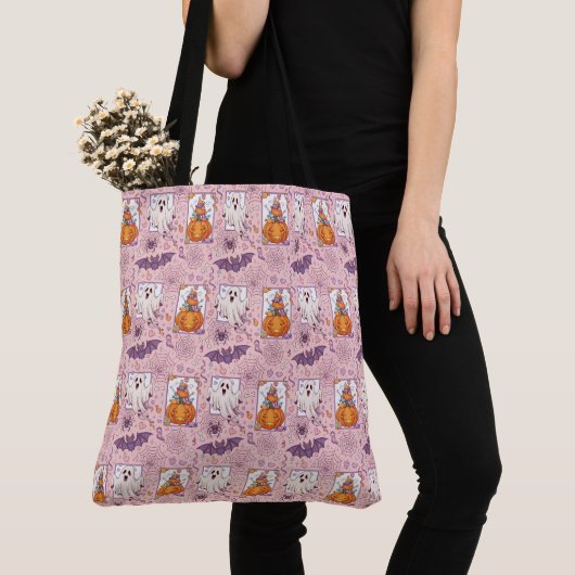 Sweet & Spooky - Ein Halloween-Keepake in Pink Tasche (Von Nahem)
