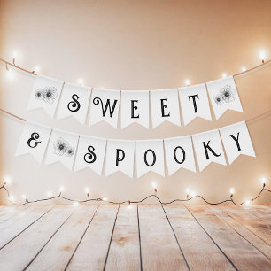 Sweet & Spooky Gothic-Blume-Tattoo Kinderdusche Wimpelkette