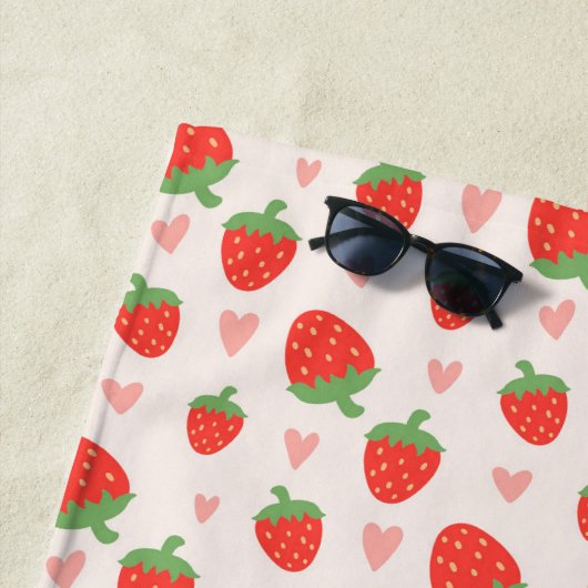 Sweet Strawberries & Hearts Beach Handtuch (Beispiel)