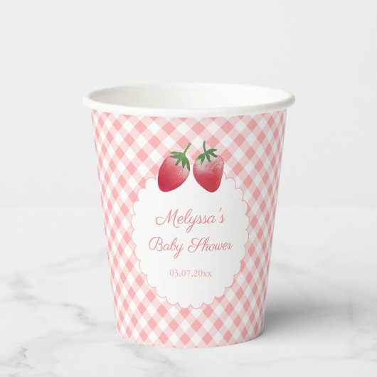 Sweet Strawberry Pink Gingham Picnic Baby Dusche Pappbecher (Rückseite)