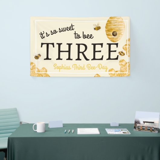 Sweet To Bee Three Third Birthday Bees Honeycomb Banner (Messeveranstaltung)