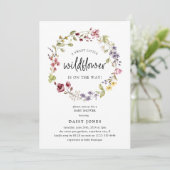 Sweet Wildblume Wreath Baby Dusche Einladung (Stehend Vorderseite)