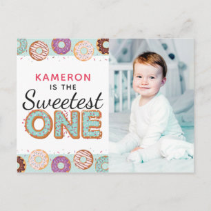 SWEETEST ONE Blue Iced Donuts Erstes Geburtstags-F Einladungspostkarte