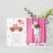 Sweetheart Pink Truck Photo Girl Birthday Einladung (Stehend Vorderseite)