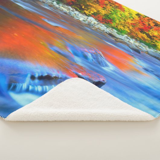 Swift River reflektiert Herbstfarben Sherpadecke (3/4)