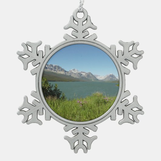 Swiftcurrent Lake View - Glacier National Park Schneeflocken Zinn-Ornament (Vorderseite)