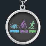 Swim Bike Run Triathlon Race Triathlete Versilberte Kette<br><div class="desc">Design bietet eine originale SWIM BIKE RUN Illustration. Ideal für Ihre Lieblings-Ironin oder Triathletin. Dieses Triathlon Design ist auch auf anderen Produkten erhältlich. Sehen Sie nicht,  wonach Sie suchen? Brauchen Sie Hilfe bei der Anpassung? Kontaktieren Sie Rebecca,  um etwas für Sie entworfen zu haben.</div>