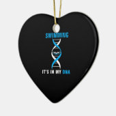 Swimmen in meiner DNA Funny SwimerSchwimmen Coole Keramik Ornament (Links)