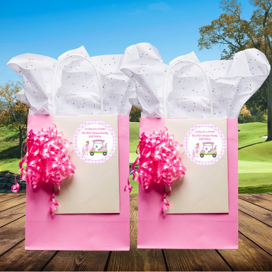 Swing for Pink Golf Outfit Breast Cancer Awareness Runder Aufkleber