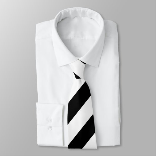 Swingin Krawatte (Gebunden)