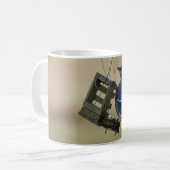 Swinging Blue Jay Coffee Tasse (Vorderseite Links)