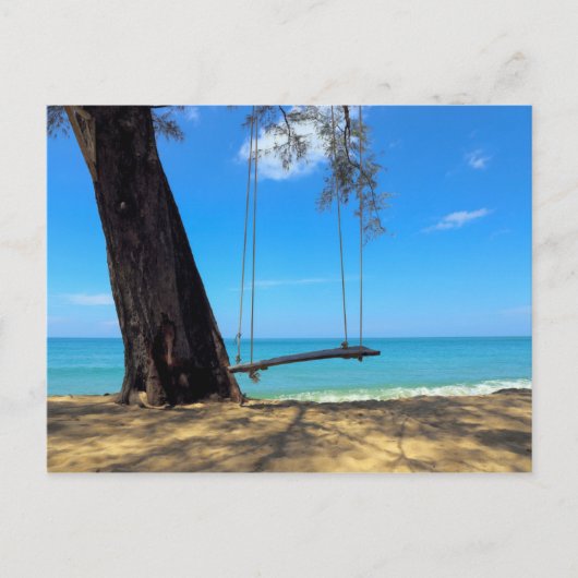 Swings & Tree auf dem Sand Postkarte (Vorderseite)