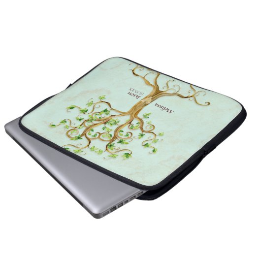 Swirl Tree Roots Antike Personalisierte Namen Herz Laptopschutzhülle (Vorne Knopf)