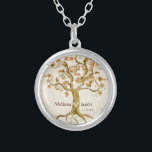 Swirl Tree Roots Antike Personalisierte Namen Herz Versilberte Kette<br><div class="desc">FARBAUSWAHL: Dieses Design bietet Creme, Bräune, Braun, Schokoladenbraun und Gold, Orange und Rost. DESIGN: Das Kunstwerk für diese elegante, formale und doch etwas rustikale Party Einladung lädt von Audrey Jeanne Roberts in Handgewässer ein. Der Hintergrund ist ein altes Vintages Pergament, das auf der einen Seite leichter und auf der anderen...</div>