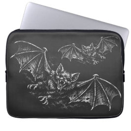 Swooping Bat - von BurnsInHell Laptopschutzhülle