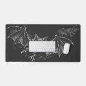 Swooping Bat - von BurnsInHell Schreibtischunterlage (Tastatur & Maus)