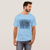 Sycamore Tree gegen Winterhimmelelemente T-Shirt (Vorne ganz)