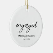 Sydney First Christmas Verlobt Modern Keramik Ornament (Rechts)