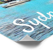 Sydney Harbour Bridge blauer Himmel mit Jachten Poster (Ecke)