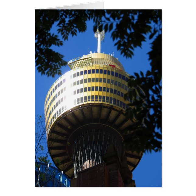 Sydney Tower (Vorne)