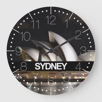 Sydney Uhr