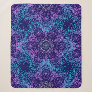 Symbole der heiligen Geometrie im nahtlosen Mandal Sherpadecke