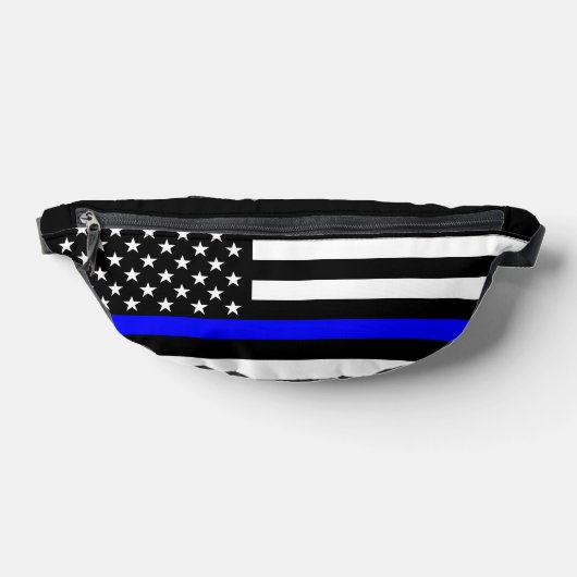 Symbolische Thin Blue Line American Flag Grafik au Bauchtasche (Ablage )